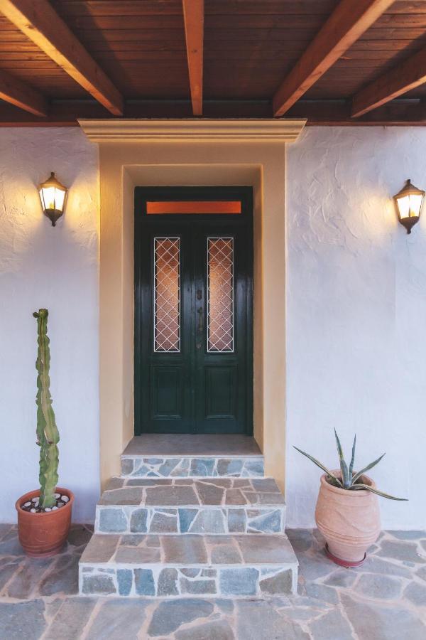Monolithos  Batu Vacation House מראה חיצוני תמונה