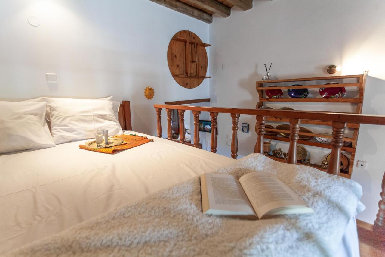 Monolithos  Batu Vacation House מראה חיצוני תמונה